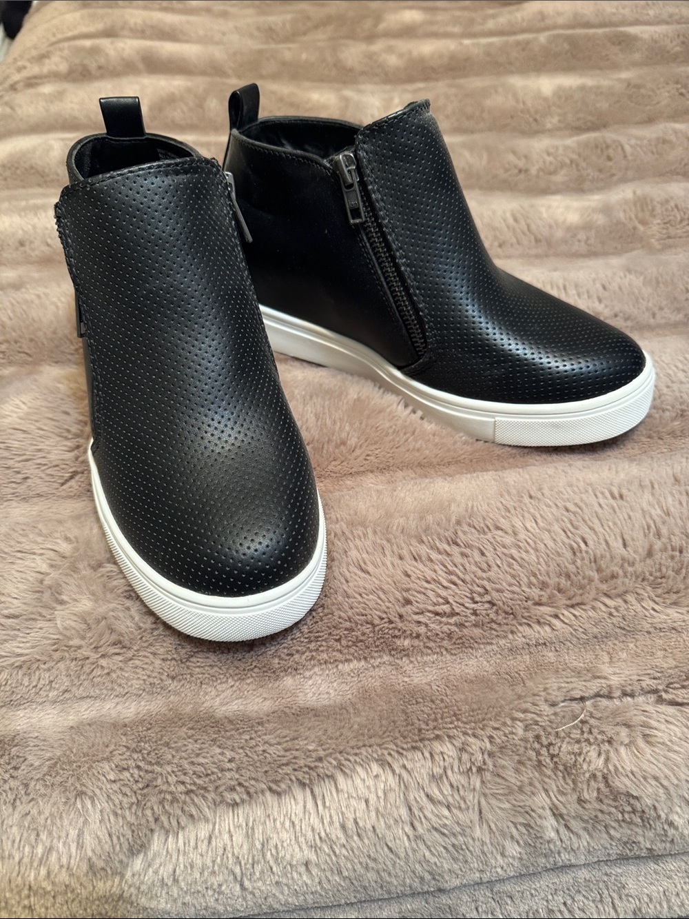 Time and Tru Black Perforated Wedge Sneaker
